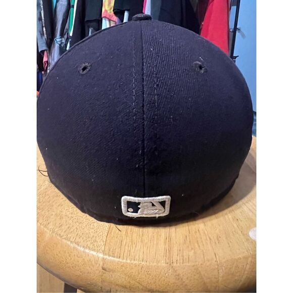 Detroit Tigers Fitted MLB Baseball Hat - Picture 4 of 7